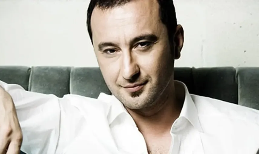 Şarkıcı Nev 57 yaşında hayatını kaybetti