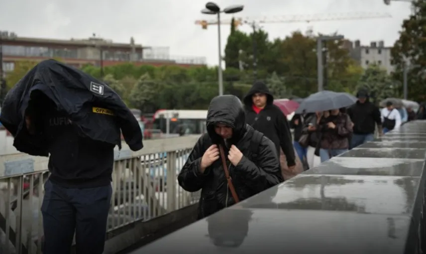 Meteoroloji'den sağanak yağış uyarısı: Yağışlı hava yurt geneline yayılıyor