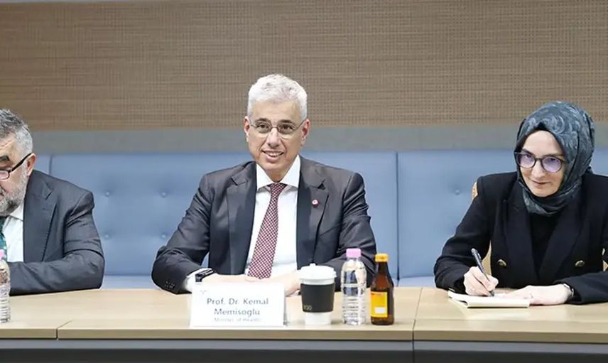 Bakan Memişoğlu Güney Kore’de sağlık alanındaki iş birliklerini görüştü