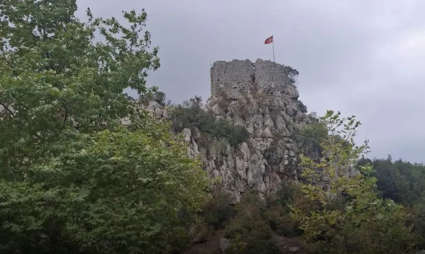Kahramanmaraş’ın 16 asırlık tarihi mirası: Haştırın Kalesi zamana meydan okuyor